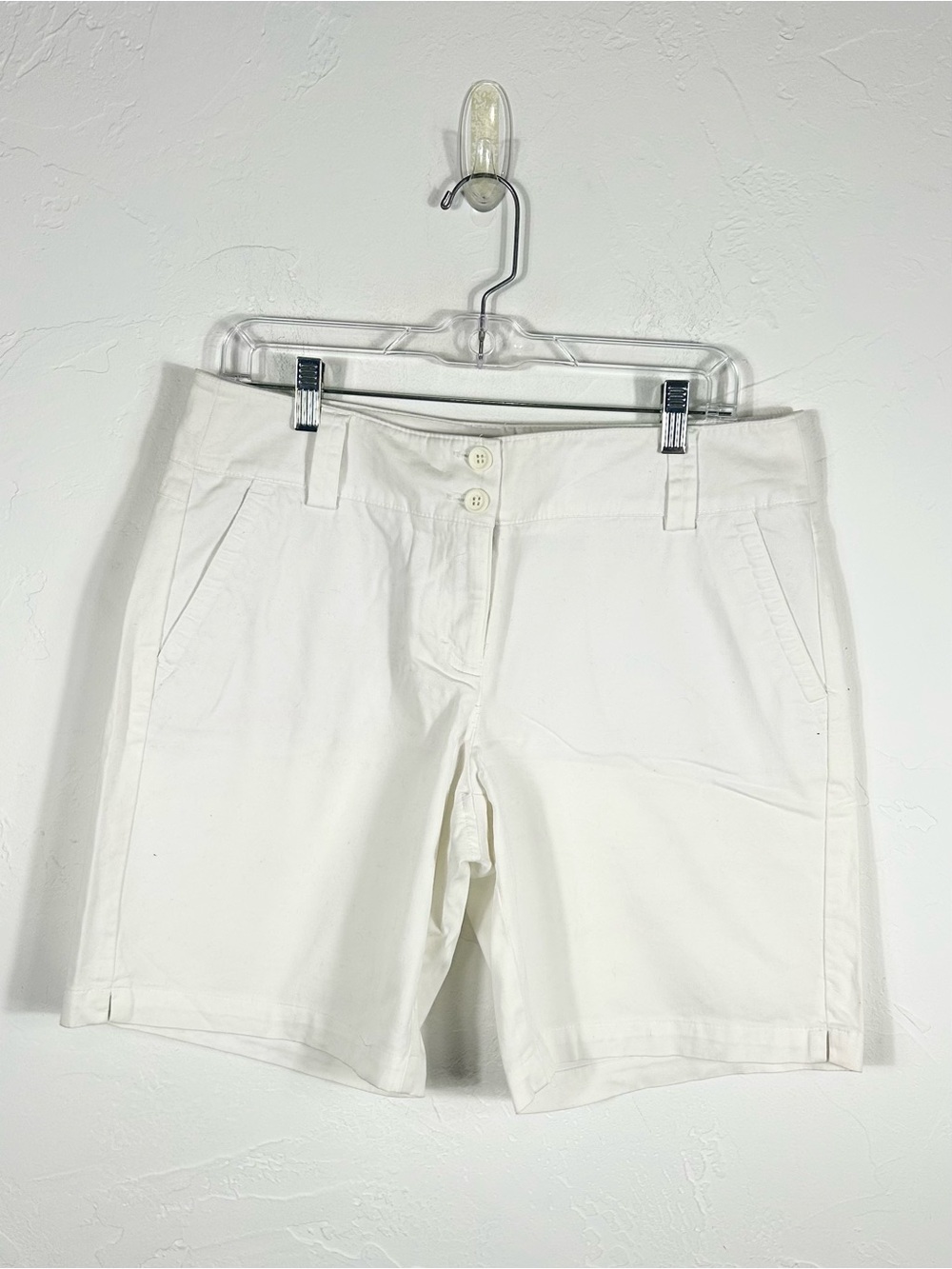 New York & Company White Manhattan Chino Shorts Size 10